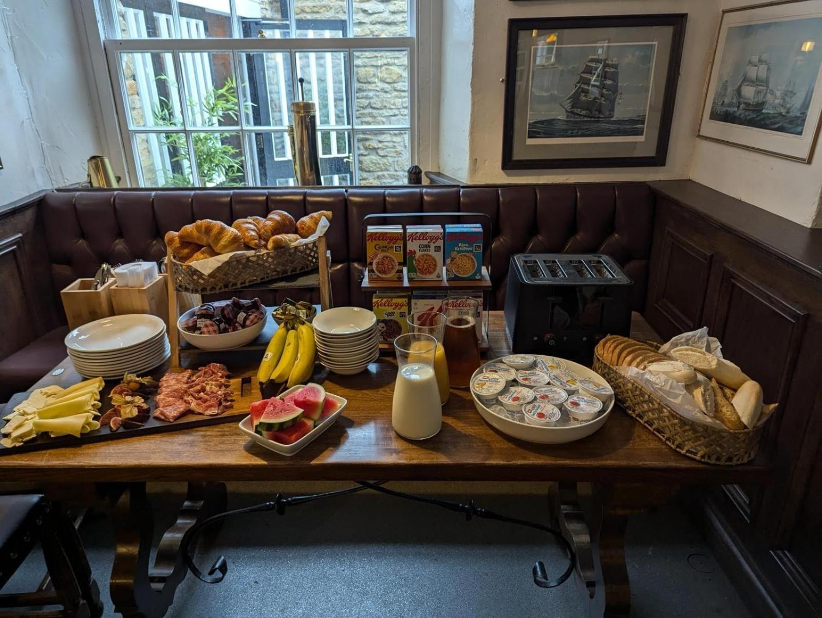 The Ship Oundle