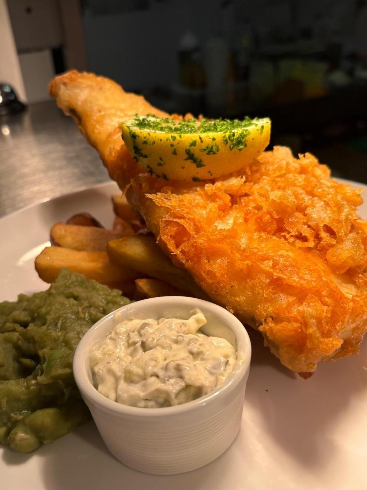 The Ship * Oundle